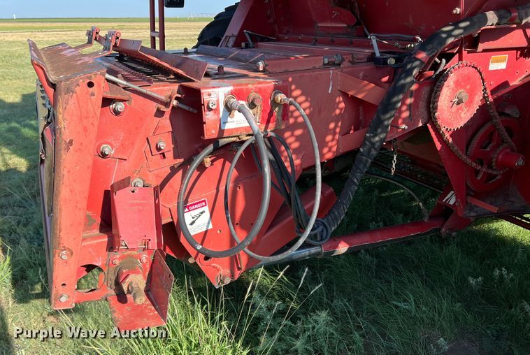 image for item DS8411 2000 Case IH 2388  combine