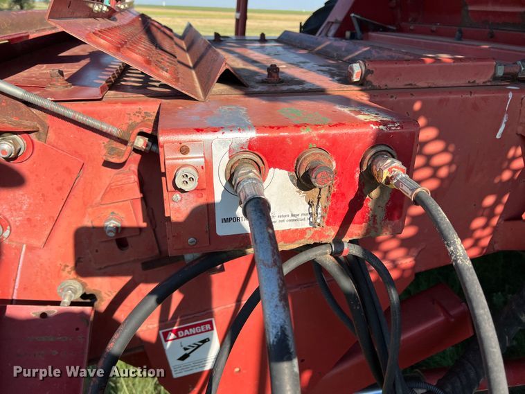 image for item DS8411 2000 Case IH 2388  combine