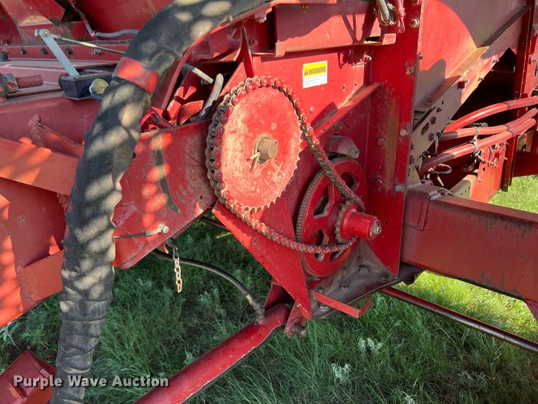 image for item DS8411 2000 Case IH 2388  combine