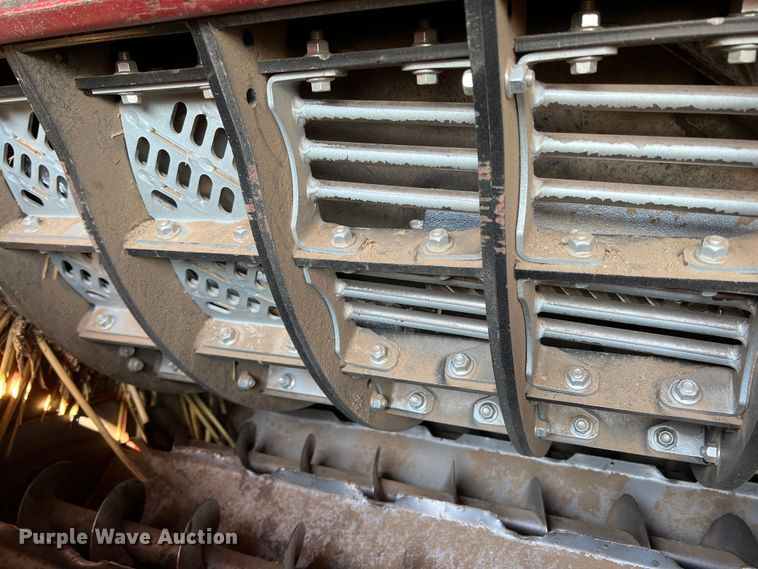 image for item DS8411 2000 Case IH 2388  combine