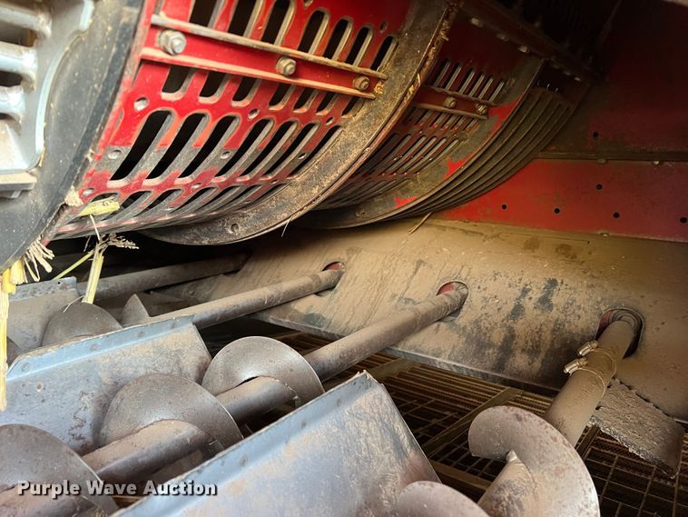 image for item DS8411 2000 Case IH 2388  combine