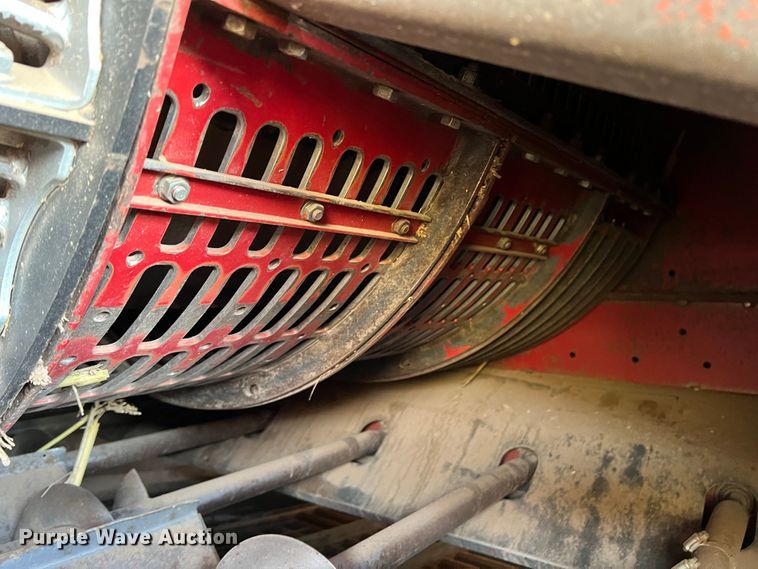 image for item DS8411 2000 Case IH 2388  combine