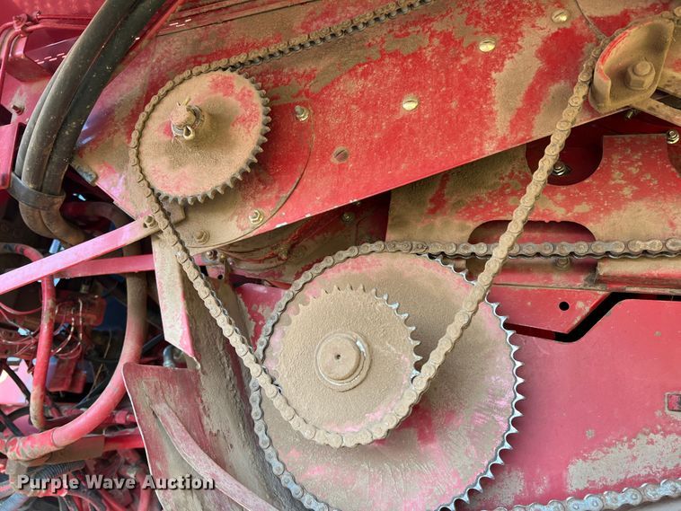 image for item DS8411 2000 Case IH 2388  combine