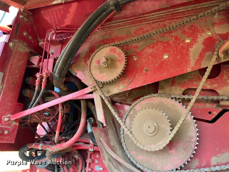 image for item DS8411 2000 Case IH 2388  combine