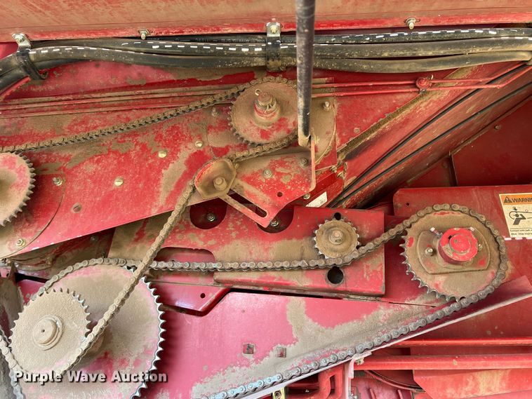 image for item DS8411 2000 Case IH 2388  combine
