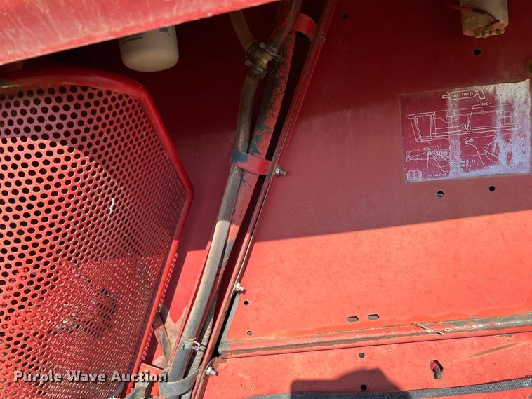 image for item DS8411 2000 Case IH 2388  combine
