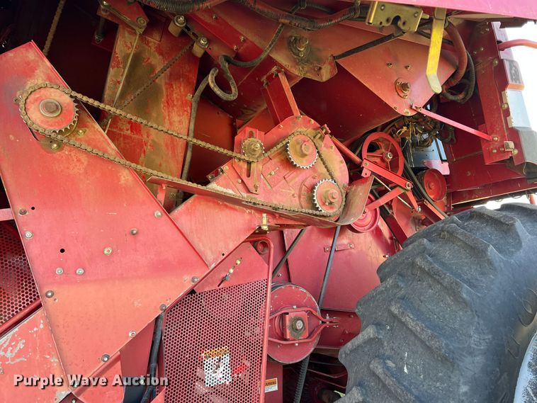 image for item DS8411 2000 Case IH 2388  combine