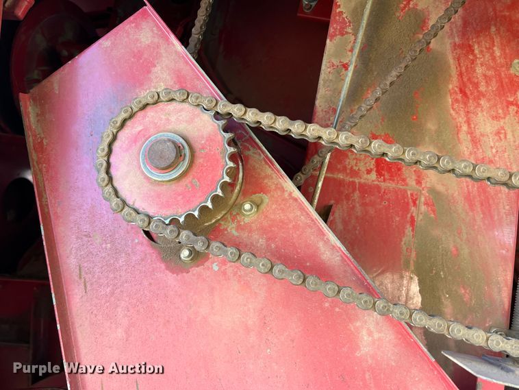 image for item DS8411 2000 Case IH 2388  combine