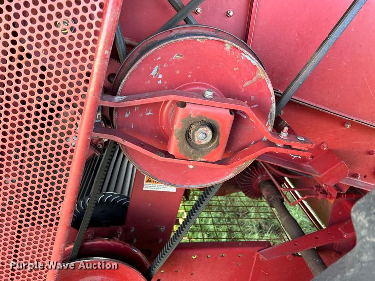 image for item DS8411 2000 Case IH 2388  combine