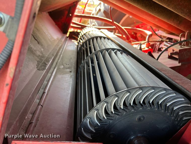 image for item DS8411 2000 Case IH 2388  combine