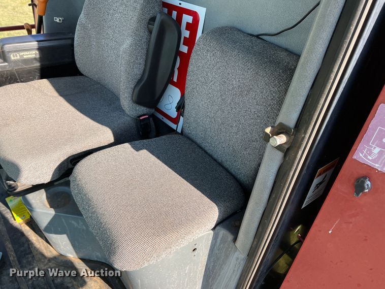 image for item DS8411 2000 Case IH 2388  combine