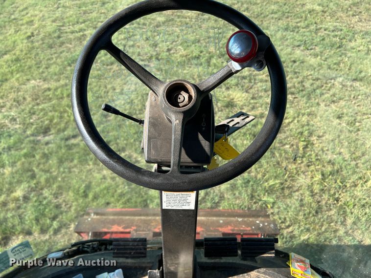 image for item DS8411 2000 Case IH 2388  combine