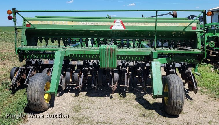 image for item JC9797 (2) John Deere 750 grain drills