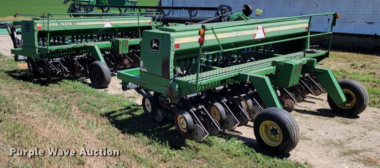 image for item JC9797 (2) John Deere 750 grain drills