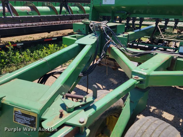 image for item JC9797 (2) John Deere 750 grain drills