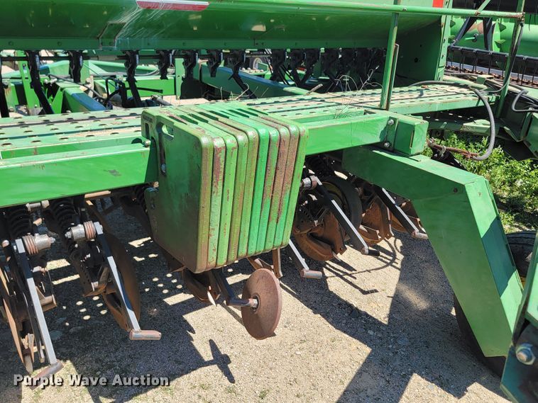 image for item JC9797 (2) John Deere 750 grain drills