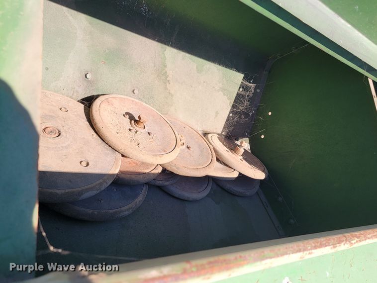 image for item JC9797 (2) John Deere 750 grain drills