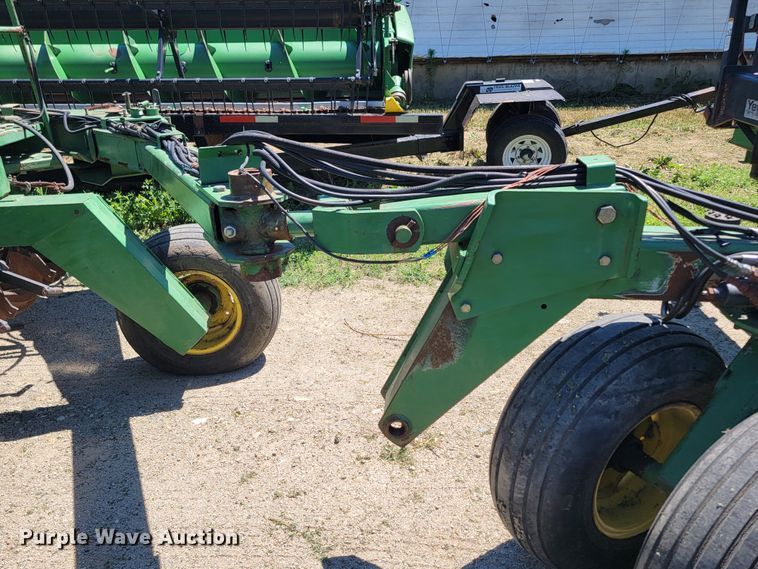 image for item JC9797 (2) John Deere 750 grain drills