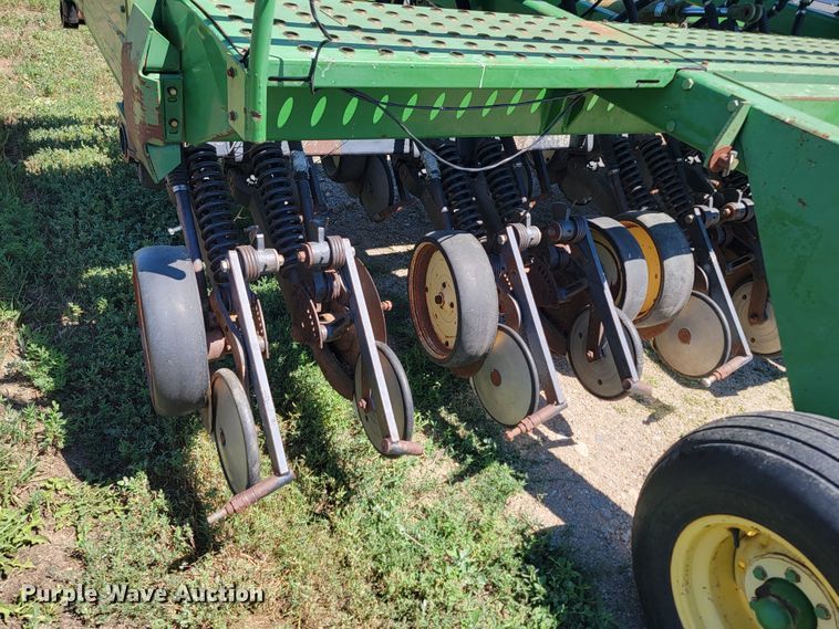 image for item JC9797 (2) John Deere 750 grain drills