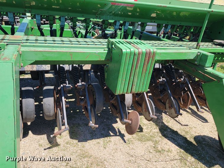 image for item JC9797 (2) John Deere 750 grain drills