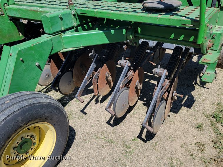 image for item JC9797 (2) John Deere 750 grain drills