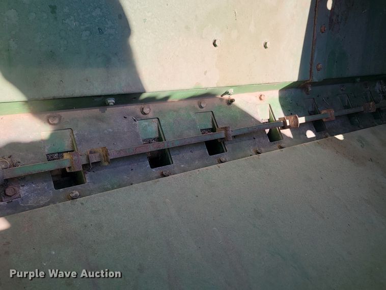 image for item JC9797 (2) John Deere 750 grain drills