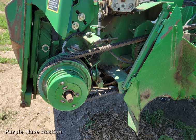 image for item JC9799 2005 John Deere 9760 STS  combine