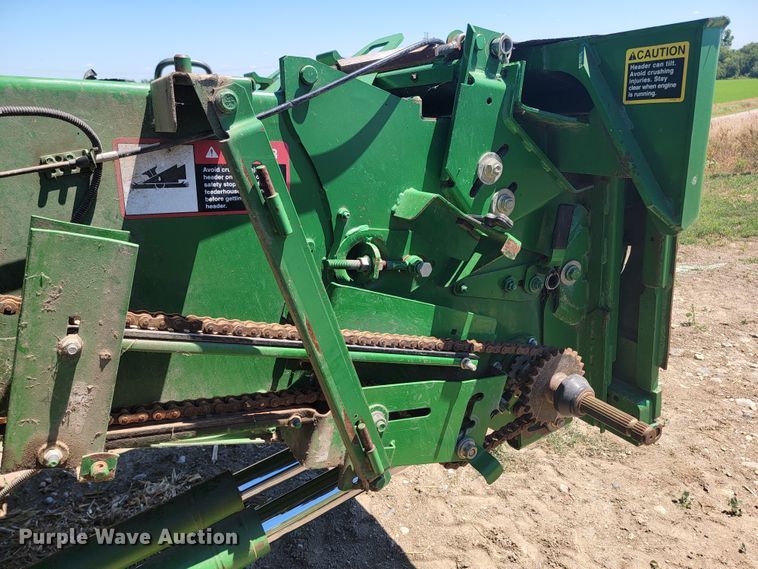 image for item JC9799 2005 John Deere 9760 STS  combine