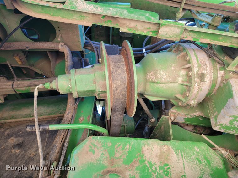 image for item JC9799 2005 John Deere 9760 STS  combine