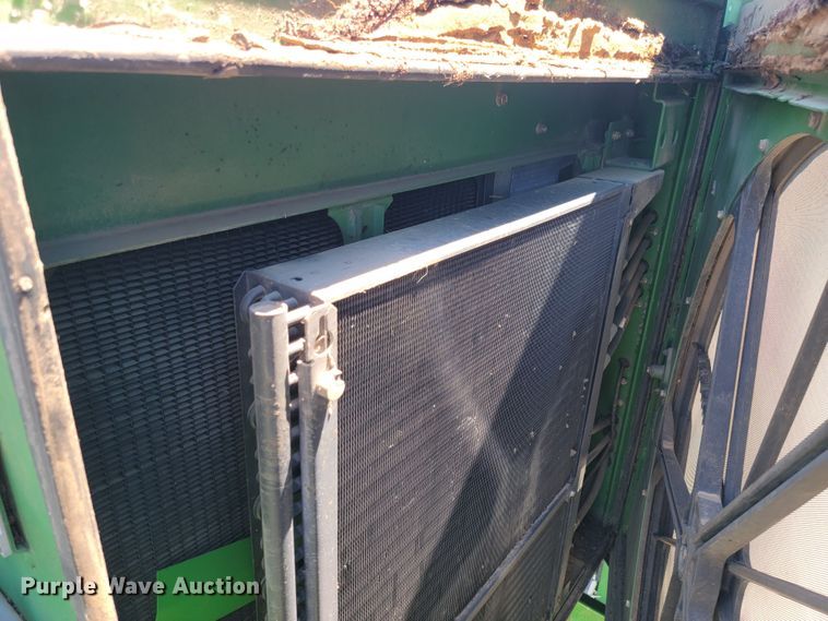 image for item JC9799 2005 John Deere 9760 STS  combine