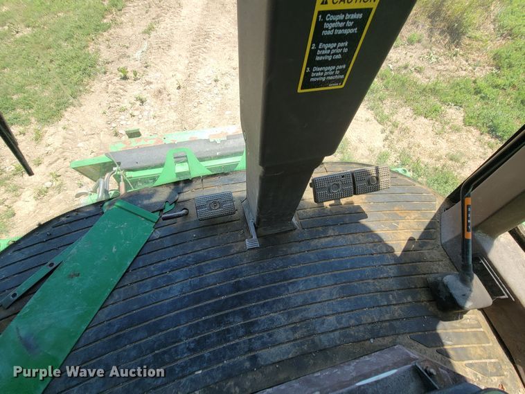 image for item JC9799 2005 John Deere 9760 STS  combine