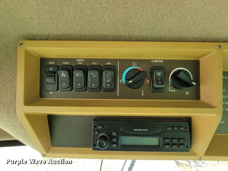 image for item JC9799 2005 John Deere 9760 STS  combine