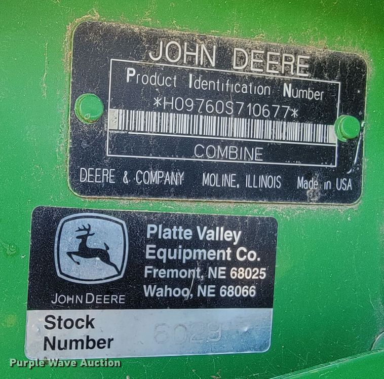 image for item JC9799 2005 John Deere 9760 STS  combine