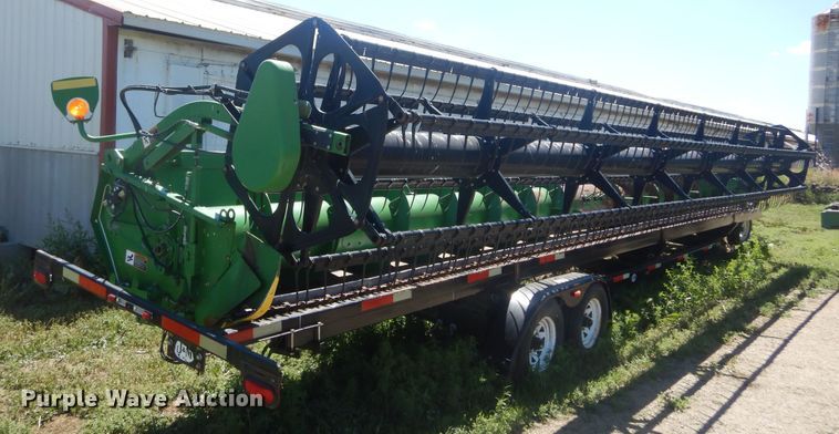 image for item JC9800 2005 John Deere 635F  flex head