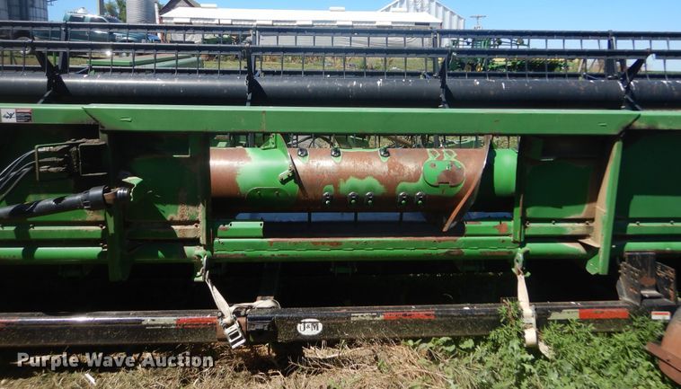 image for item JC9800 2005 John Deere 635F  flex head