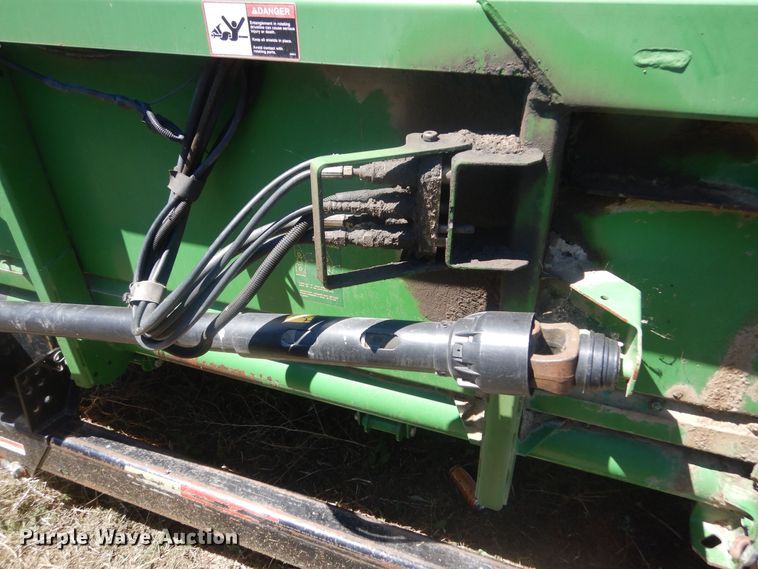 image for item JC9800 2005 John Deere 635F  flex head