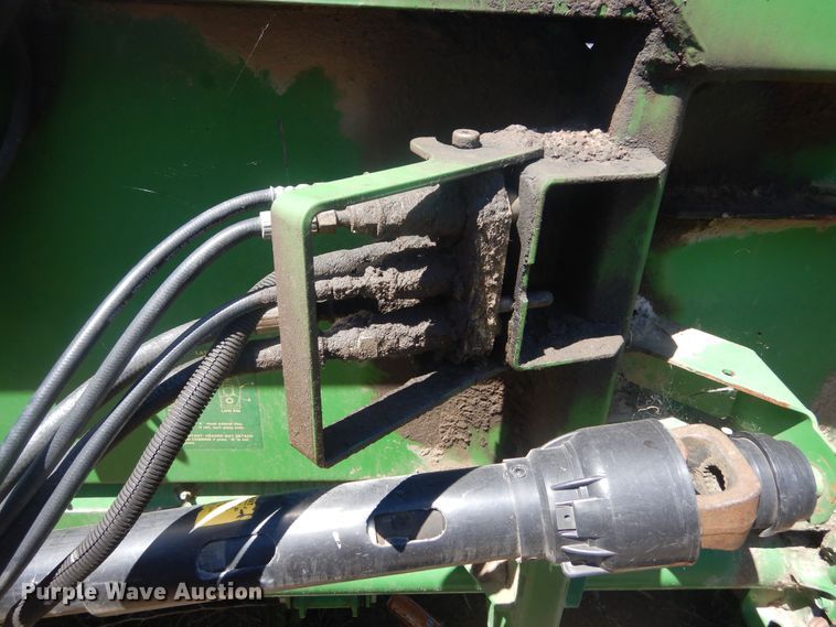 image for item JC9800 2005 John Deere 635F  flex head