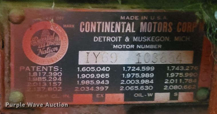 image for item JH9690 Continental IY69  engine