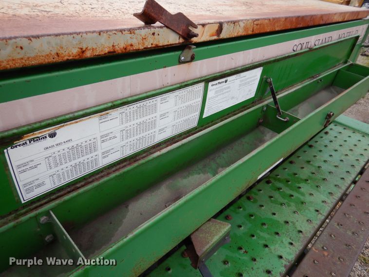 image for item JO9056 Great Plains Solid Stand 10  no-till grain drill