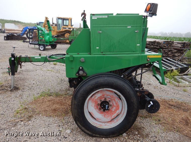 image for item JO9057 2002 Great Plains 1005NG no-till grain drill