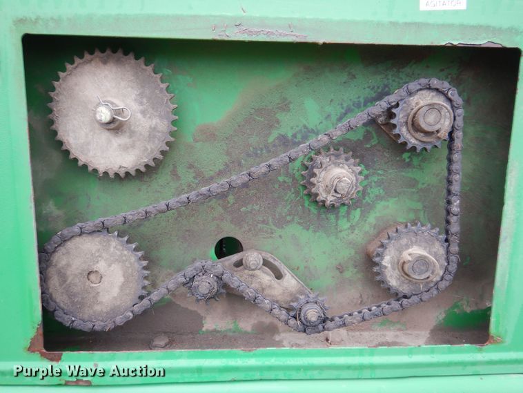 image for item JO9057 2002 Great Plains 1005NG no-till grain drill