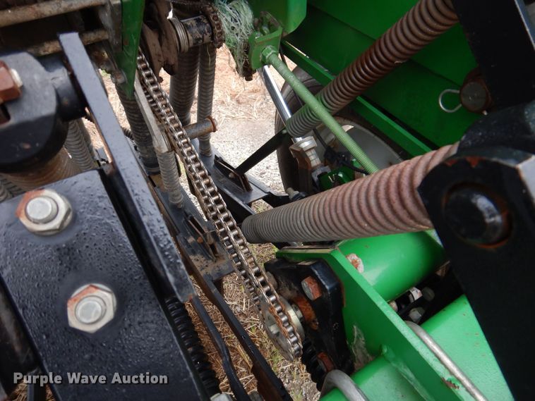 image for item JO9057 2002 Great Plains 1005NG no-till grain drill