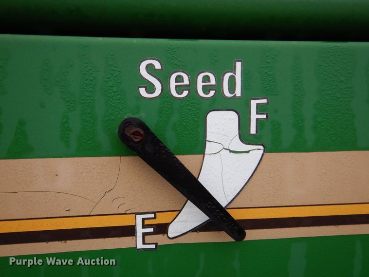 image for item JO9057 2002 Great Plains 1005NG no-till grain drill