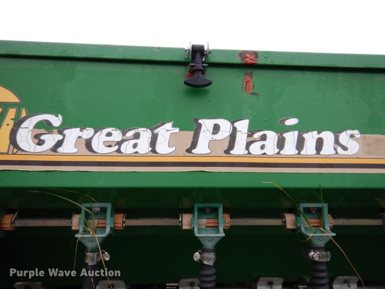 image for item JO9057 2002 Great Plains 1005NG no-till grain drill
