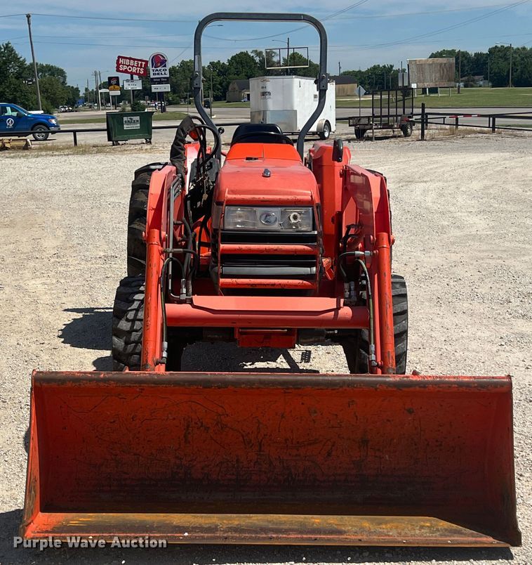 image for item JX9270 Kubota L4400  MFWD tractor