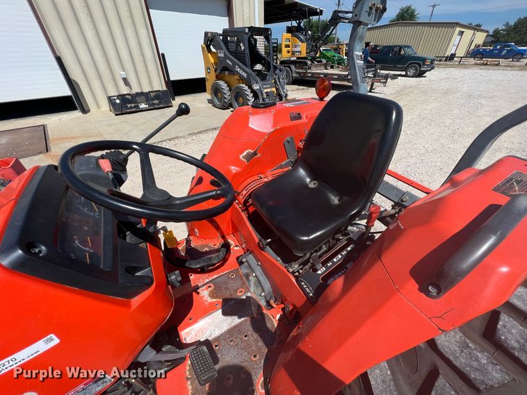 image for item JX9270 Kubota L4400  MFWD tractor