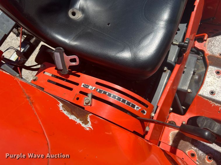 image for item JX9270 Kubota L4400  MFWD tractor