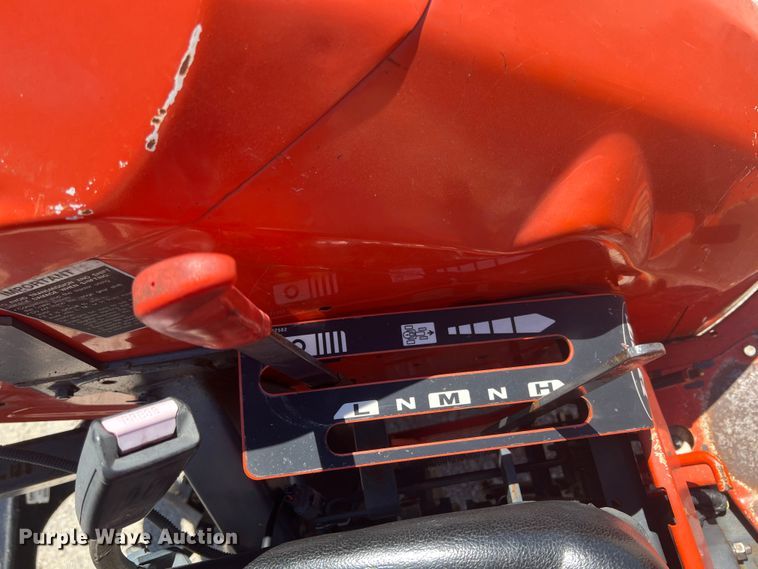 image for item JX9270 Kubota L4400  MFWD tractor