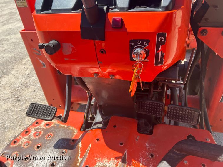 image for item JX9270 Kubota L4400  MFWD tractor