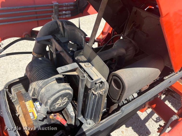 image for item JX9270 Kubota L4400  MFWD tractor